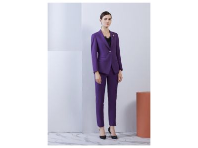 女装